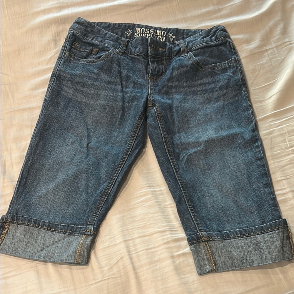 Mossimo Supply Co. Blue Denim Capris Size 1